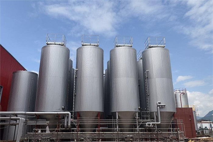 啤酒發(fā)酵罐-山東天泰項(xiàng)目案例