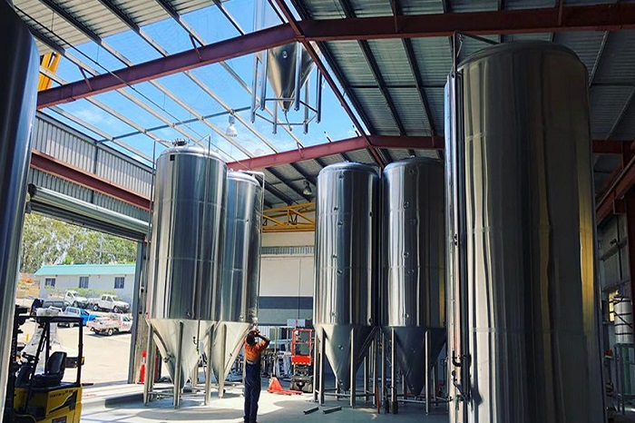 天泰<a href=http://www.hldcar.cn/ target=_blank class=infotextkey>啤酒設備</a>發酵罐